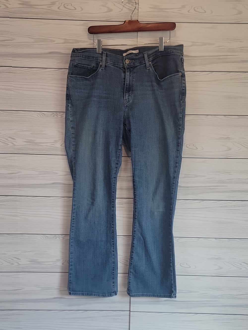 Levi's Curvy Boot Cut Blue Denim Jeans Womens Size Waist 33" X 32"